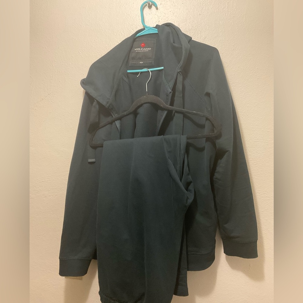 Women’s Plus size activewear, plus size loungewear, Plus size gym suit